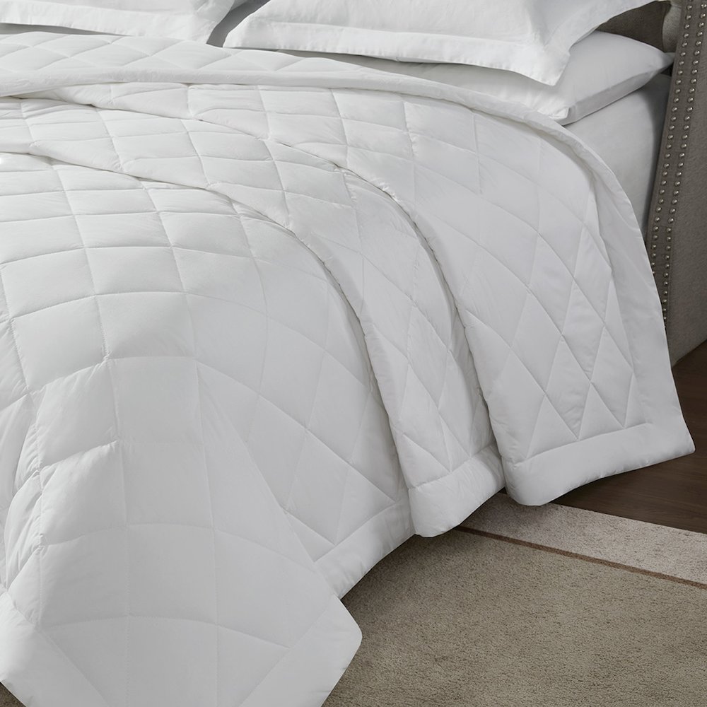 Cotton Premium Blanket. Picture 5