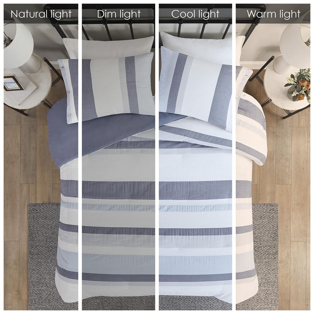 Allegany 3 Piece Jacquard Duvet Cover Set, Blue color. Picture 5