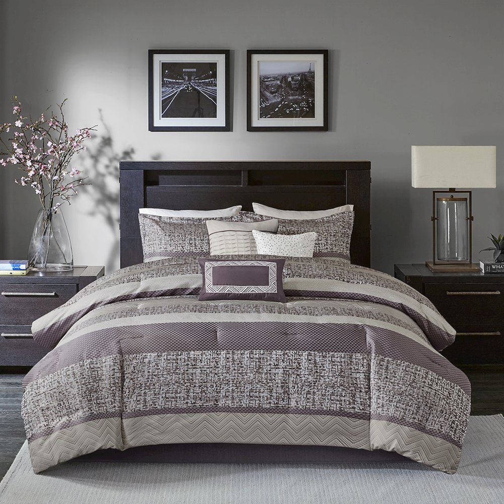 7 Piece Jacquard Comforter Set. Picture 2