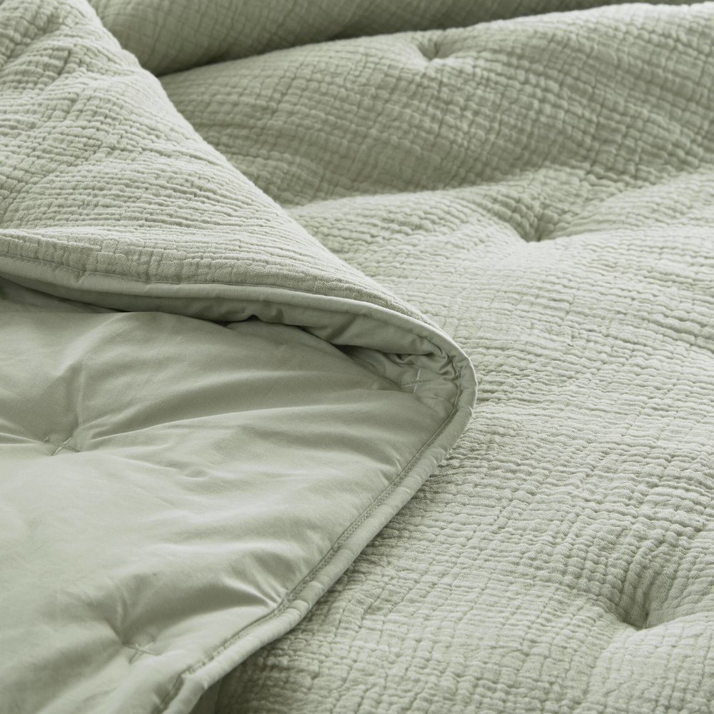 Breeze Cotton Gauze  Embroidered Quilt Set, Sage color. Picture 4