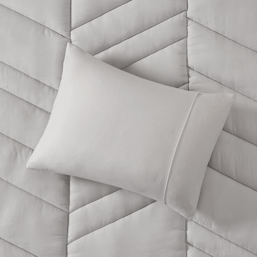 Quilted Chevron Comforter Set. Picture 4