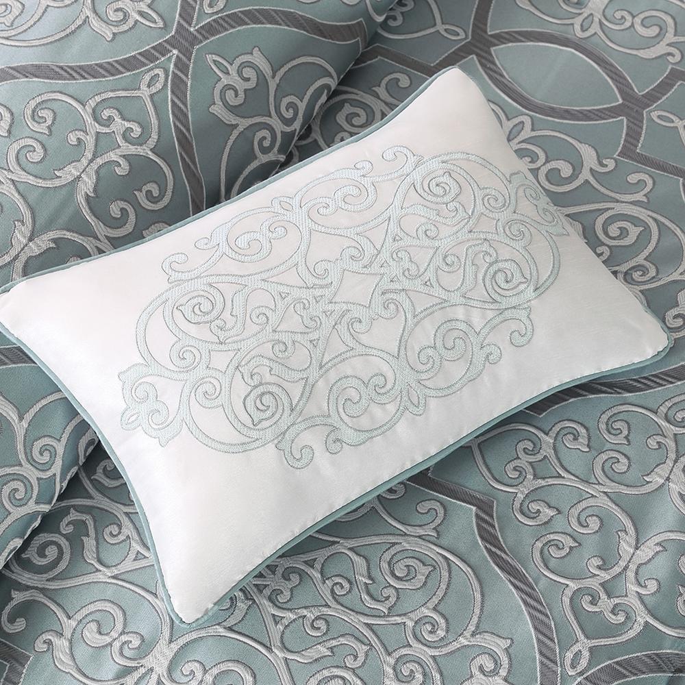 12 Piece Comforter Set with Cotton Bed Sheets. Picture 3