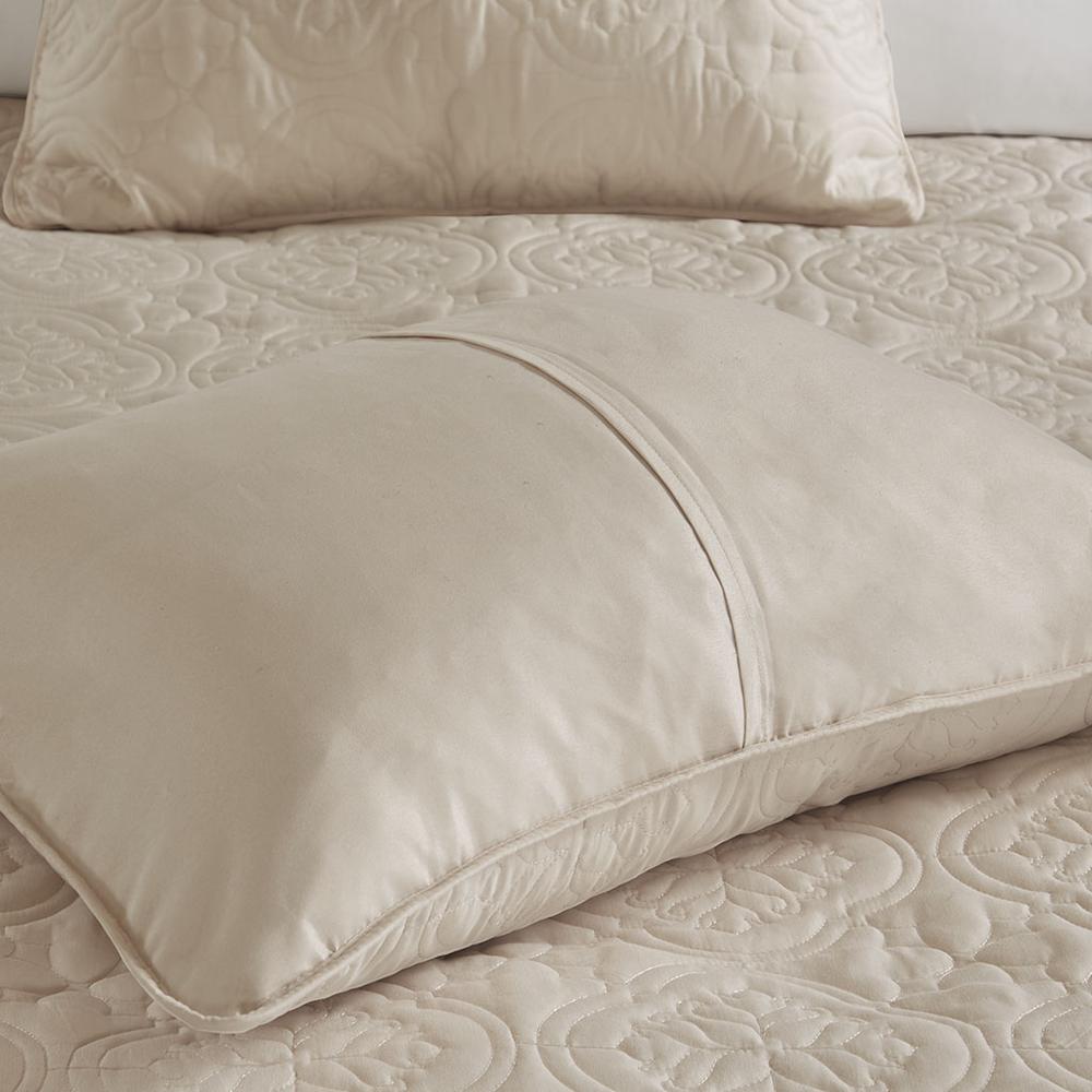 Oakley 3 Piece Reversible Bedspread Set, Khaki color. Picture 2