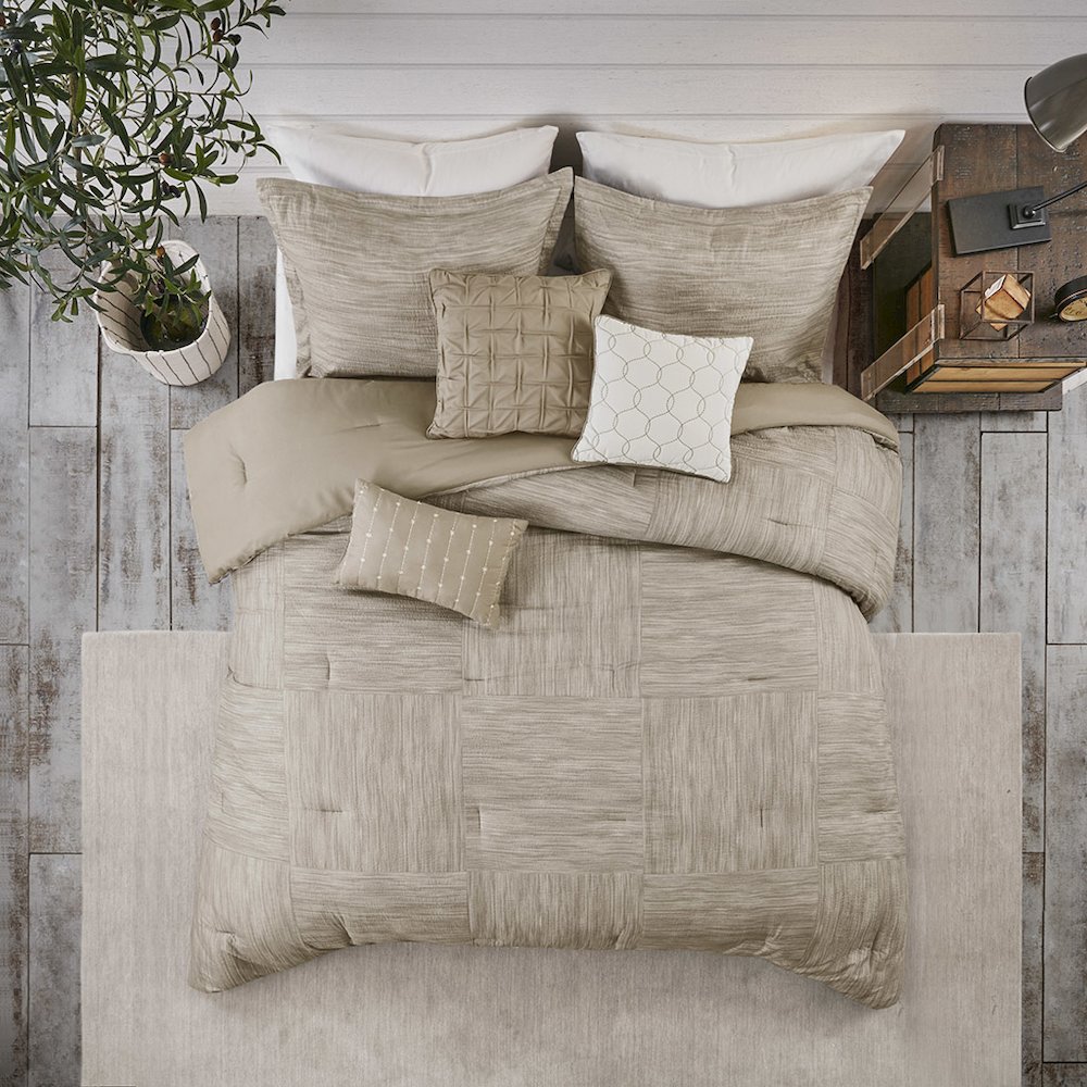 7 Piece Printed Seersucker Comforter Set. Picture 1