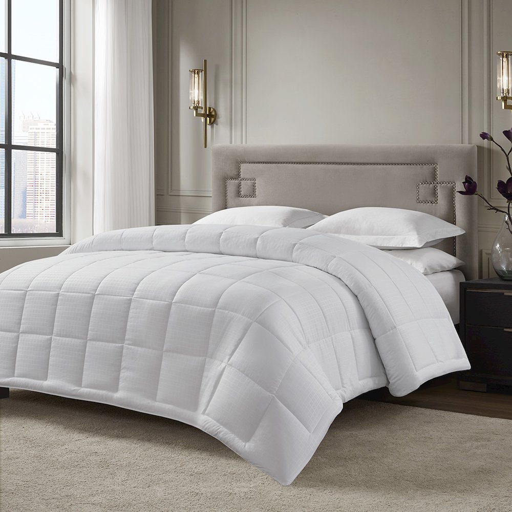 Everlux Blanket. Picture 2