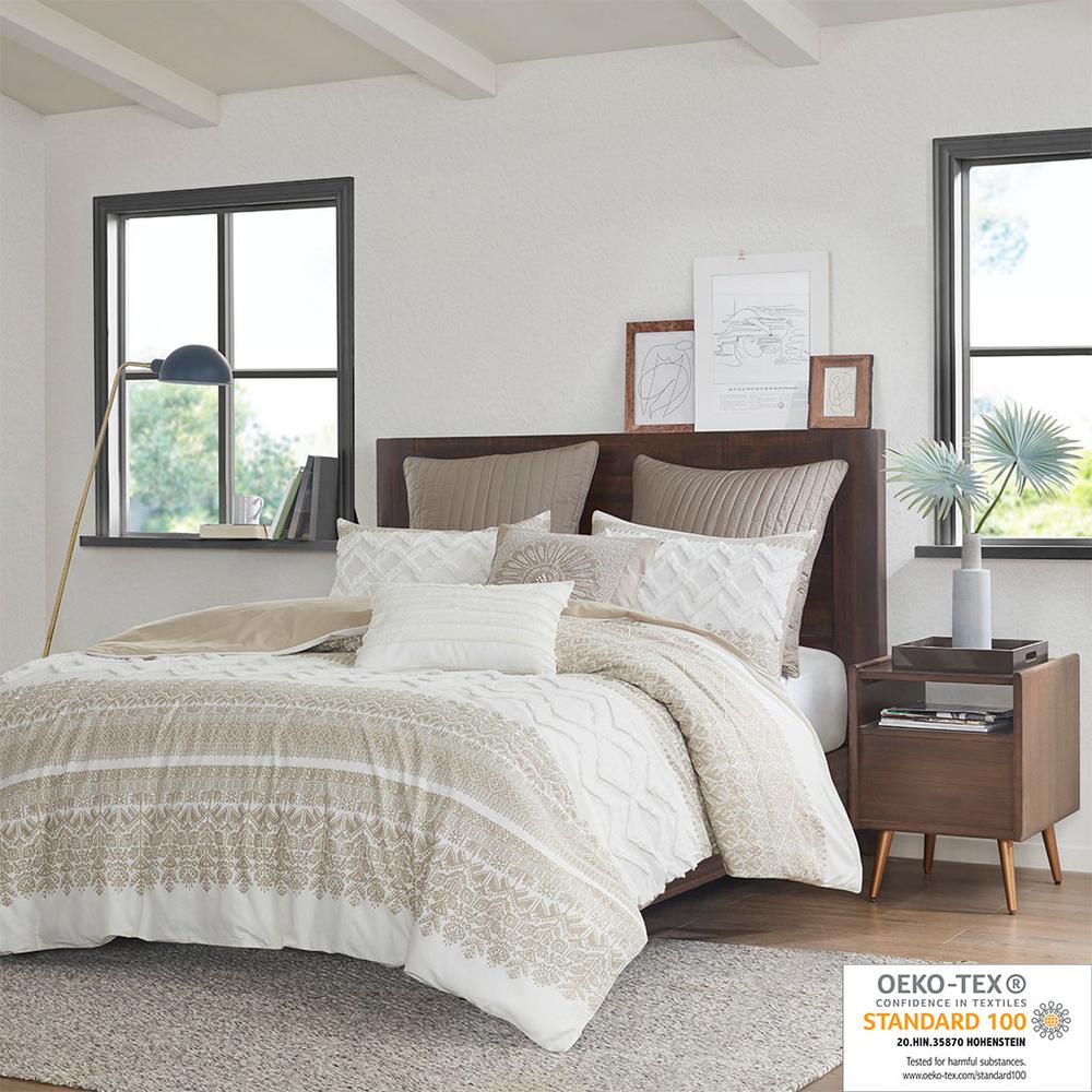 3 Piece Cotton Duvet Cover Set with Chenille Tufting. Picture 4