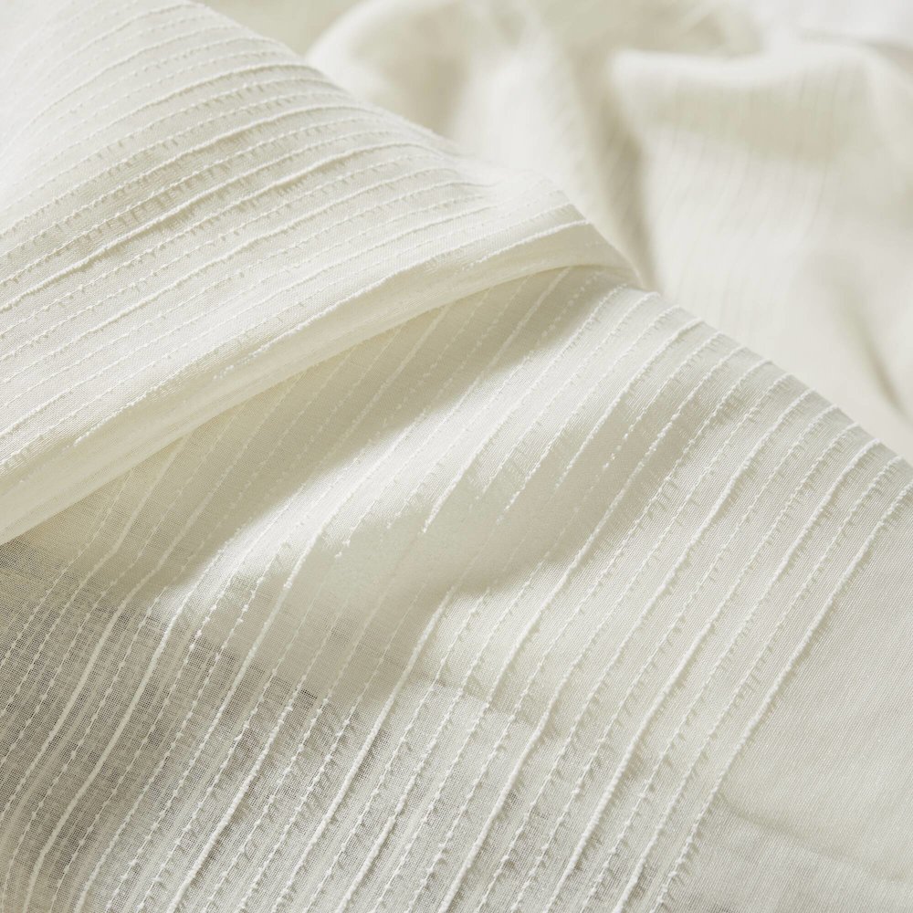 Anna Sheer Shower Curtain, Ivory color. Picture 4