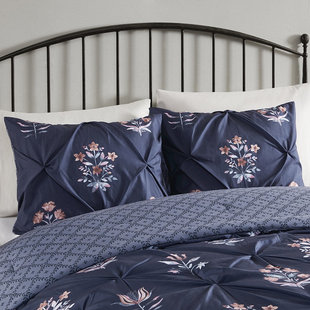 4 Piece Pintuck Comforter Set with Throw Pillow. Picture 4