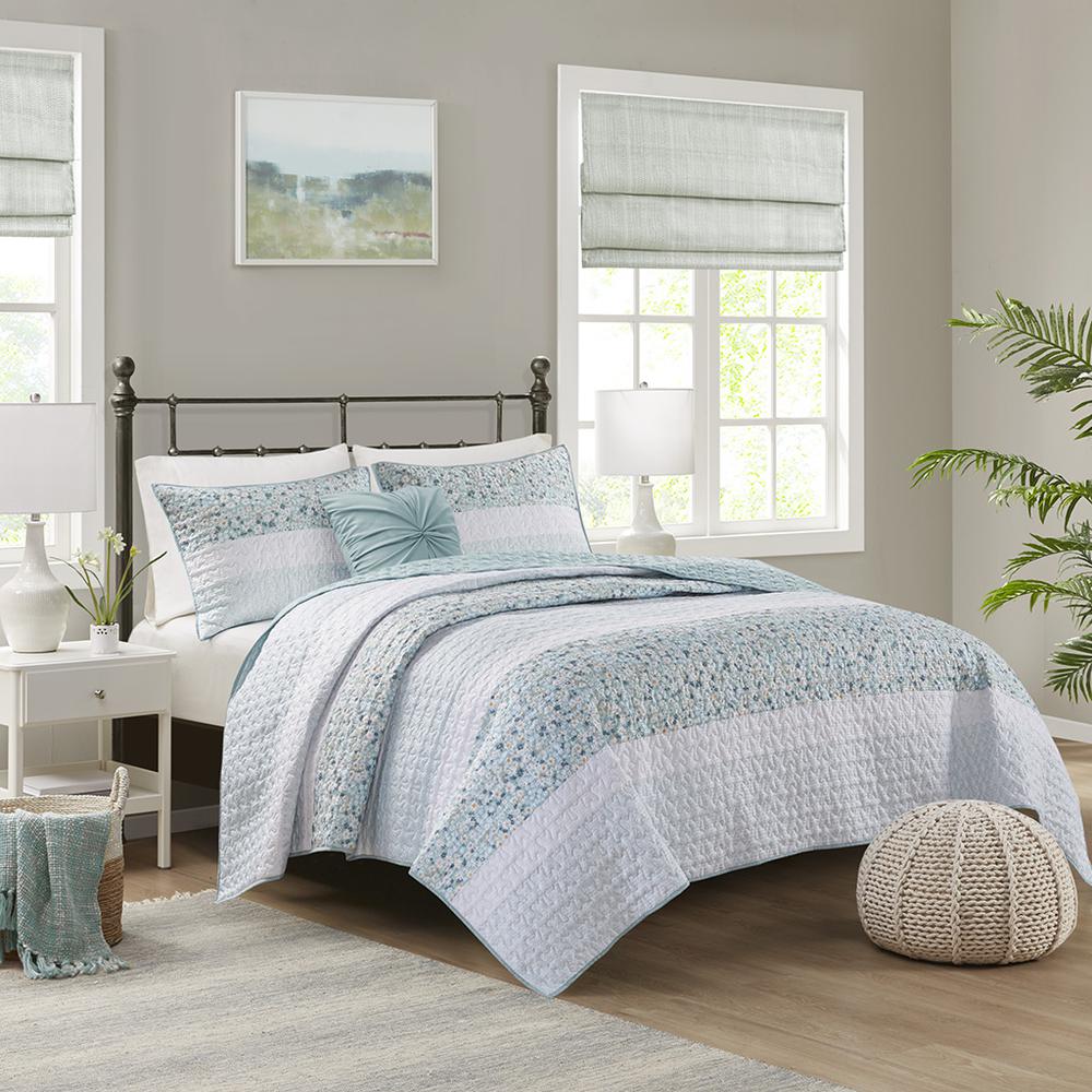 4 Piece Seersucker Quilt Set with Throw Pillow. Picture 4
