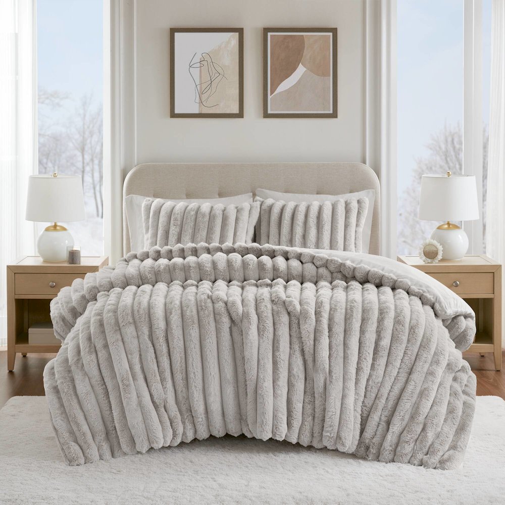 Jasmine Ultrasoft Faux Fur Ribbed Comforter Set, Light Gray color. Picture 1