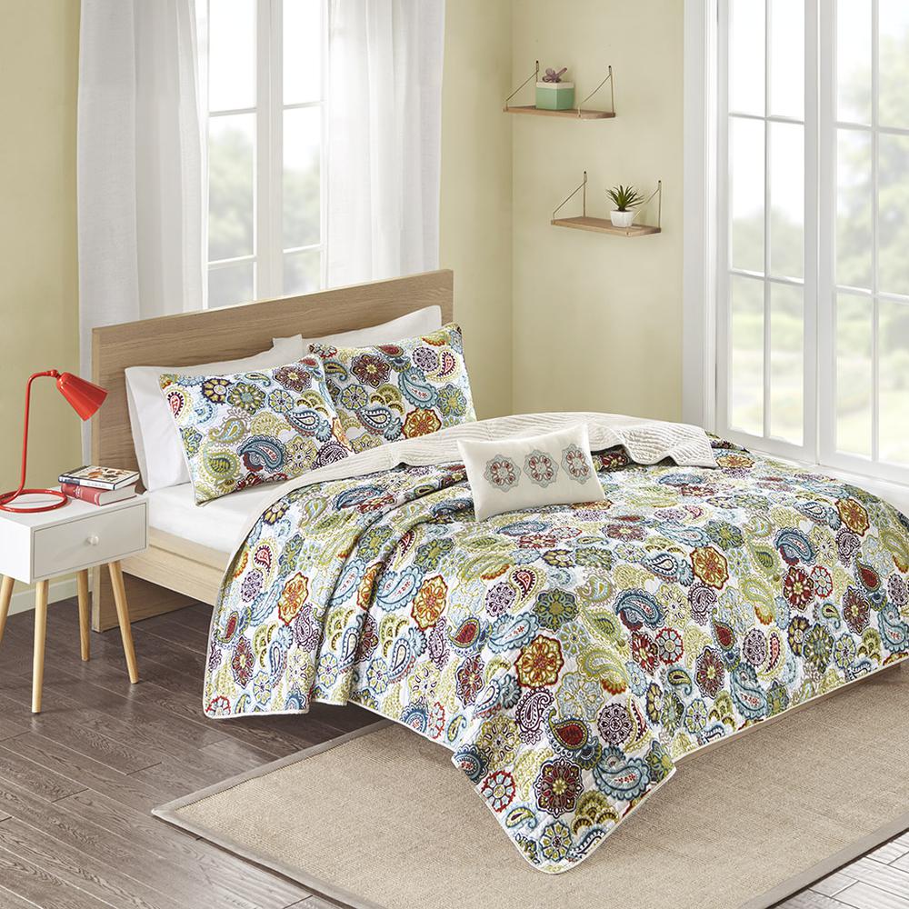 Reversible Paisley Quilt Set with Throw Pillow. Picture 4