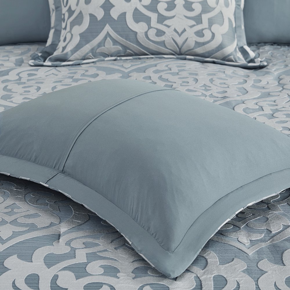 8 Piece Jacquard Comforter Set. Picture 1