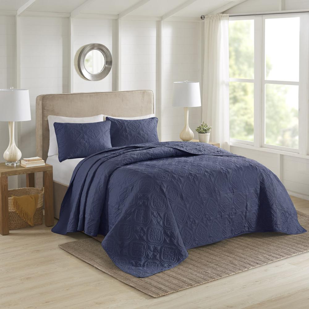 Oakley 3 Piece Reversible Bedspread Set, Navy color. Picture 4