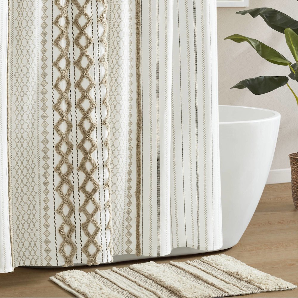 Imani Cotton Printed Shower Curtain with Chenille. Picture 2