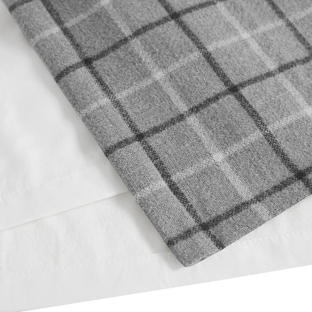 Plaid Rod Pocket and Back Tab Curtain Panel with Fleece Lining. Picture 3