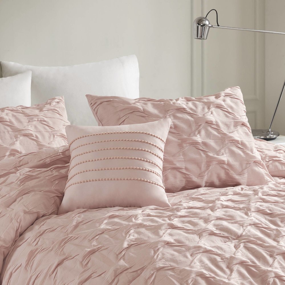 Bailey Diamond Pucker Woven Comforter Set, Pink color. Picture 3