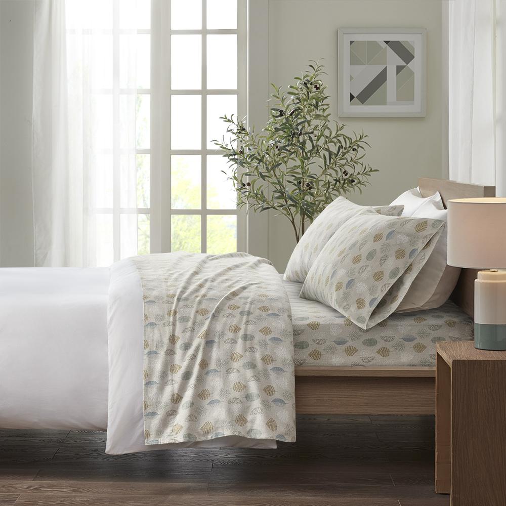 Cozy Flannel Printed Sheet Set, Multi Leaves color. Picture 4