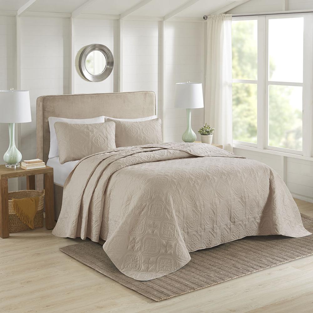 Oakley 3 Piece Reversible Bedspread Set, Khaki color. Picture 4