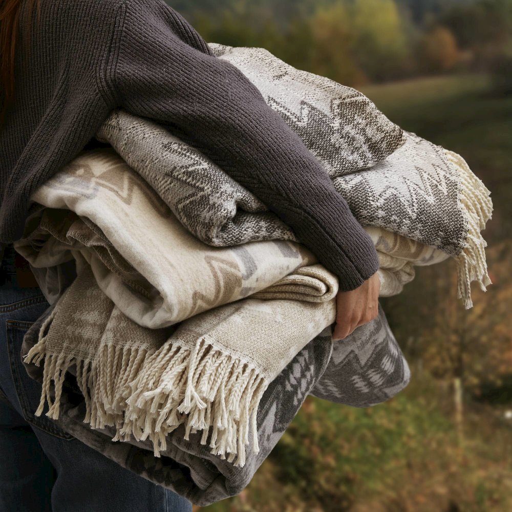 Alberta Cotton Blend Blanket. Picture 3