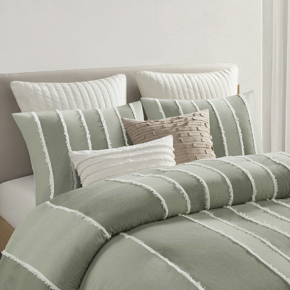 Shay 3 Piece Striped Cotton Duvet Cover Set, Sage color. Picture 4