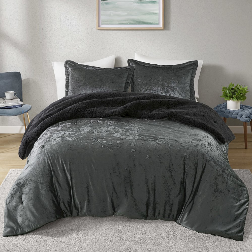 Crushed Velvet Sherpa Reversible Comforter Set. Picture 2