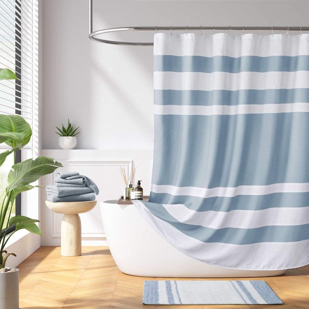 Shower Curtain with 3M Treatment. Picture 1