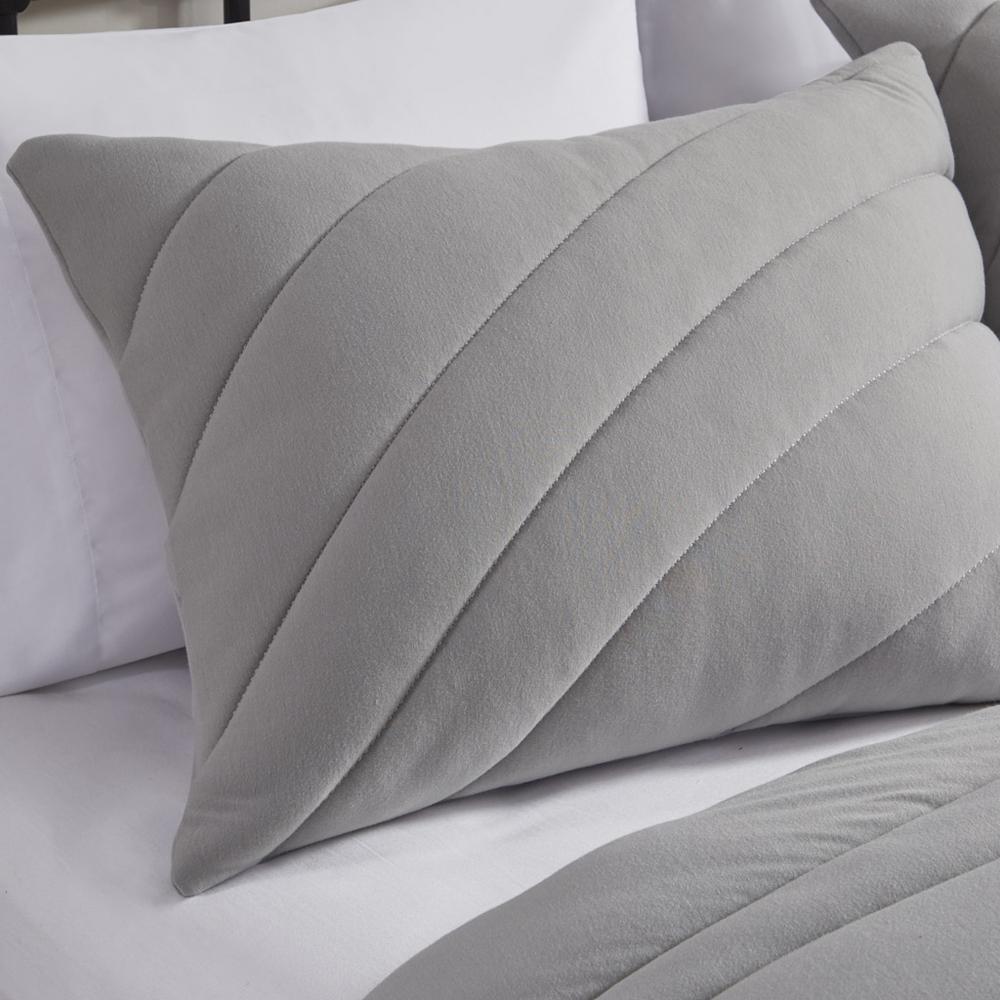 Poly Jersey Puffy Comforter Set. Picture 5