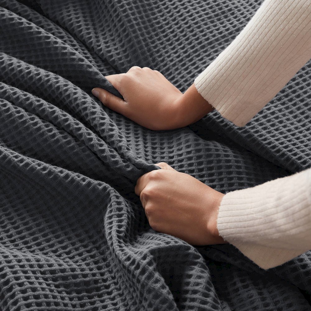 Waffle Weave Cotton Blanket, Dark Grey color. Picture 3