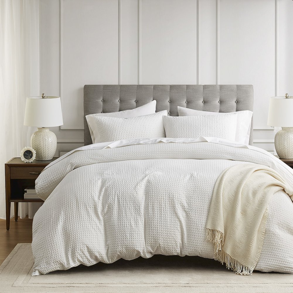 Mina Waffle Weave Textured Duvet Cover Set, White color. Picture 1