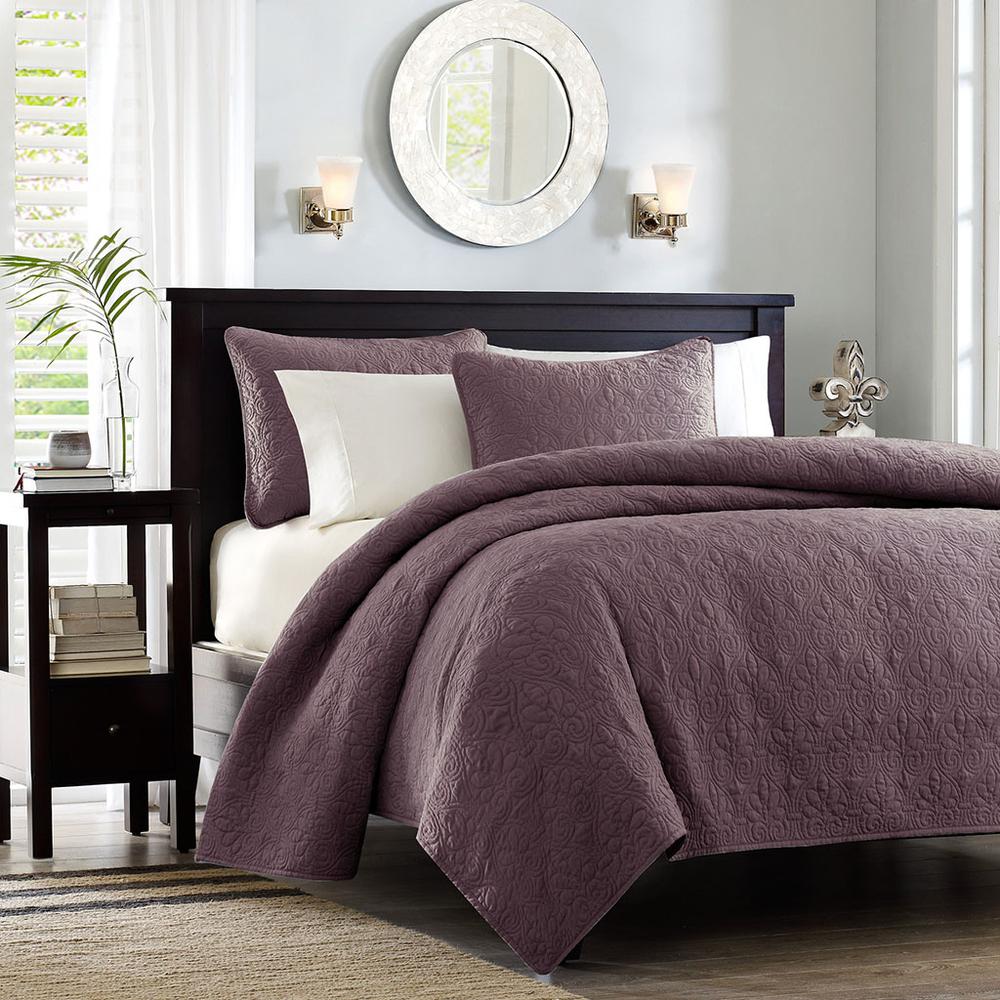 Quebec 3 Piece Reversible Quilt Set, Purple color. Picture 4