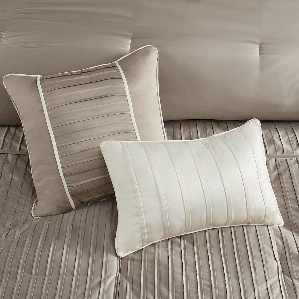 7 Piece Comforter Set. Picture 2