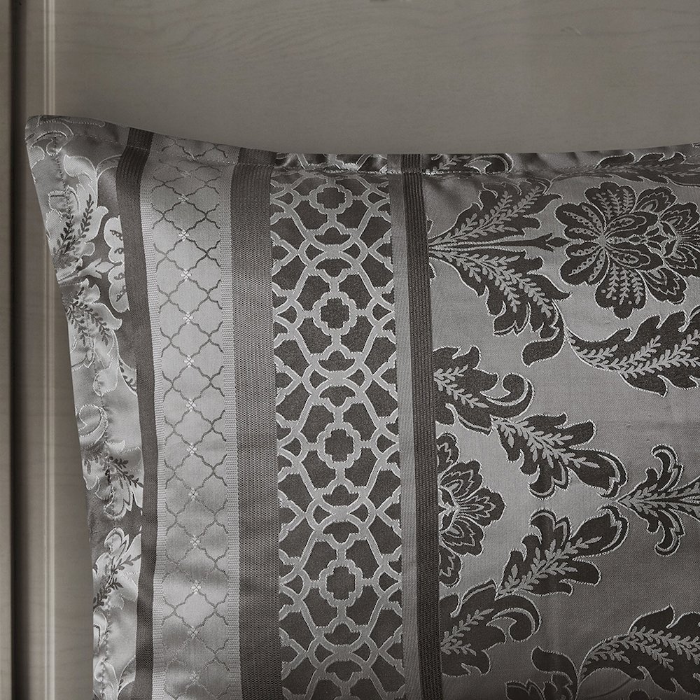 7 Piece Jacquard Comforter Set. Picture 2