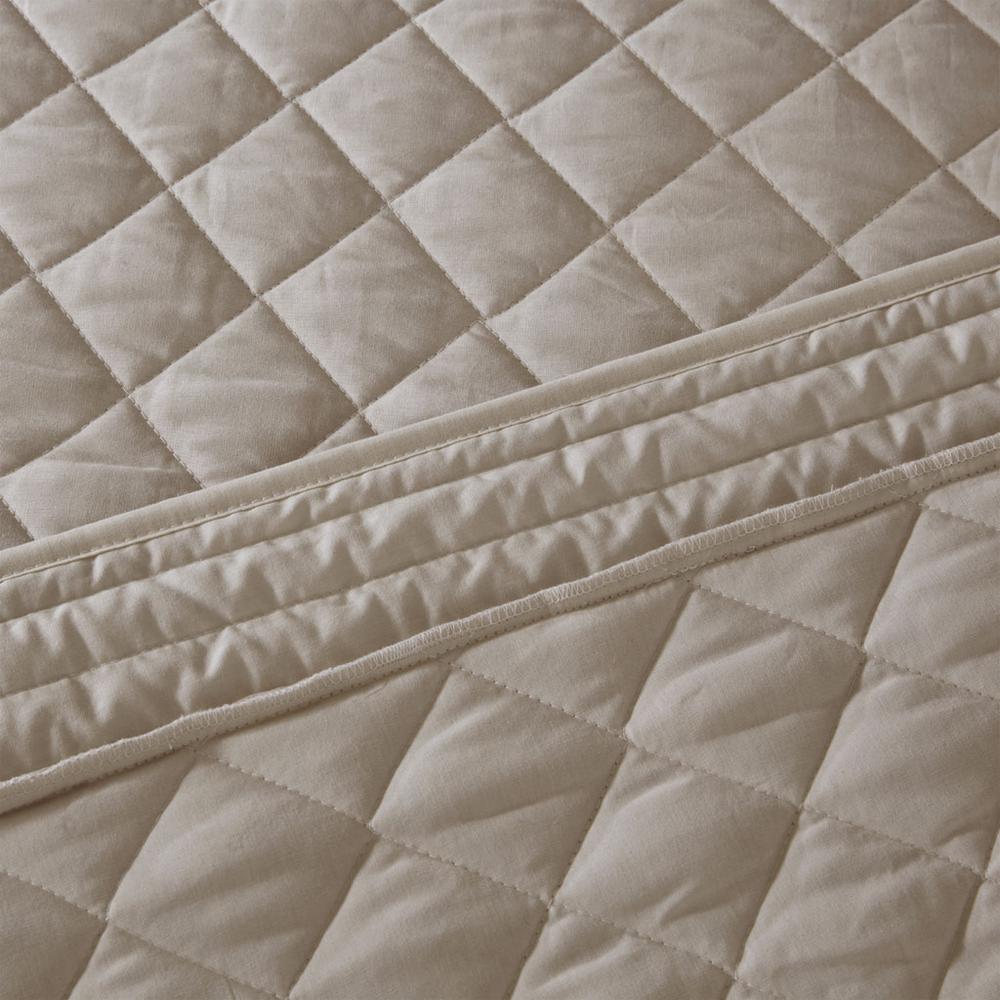 4 Piece Cotton Reversible Tailored Bedspread Set. Picture 3