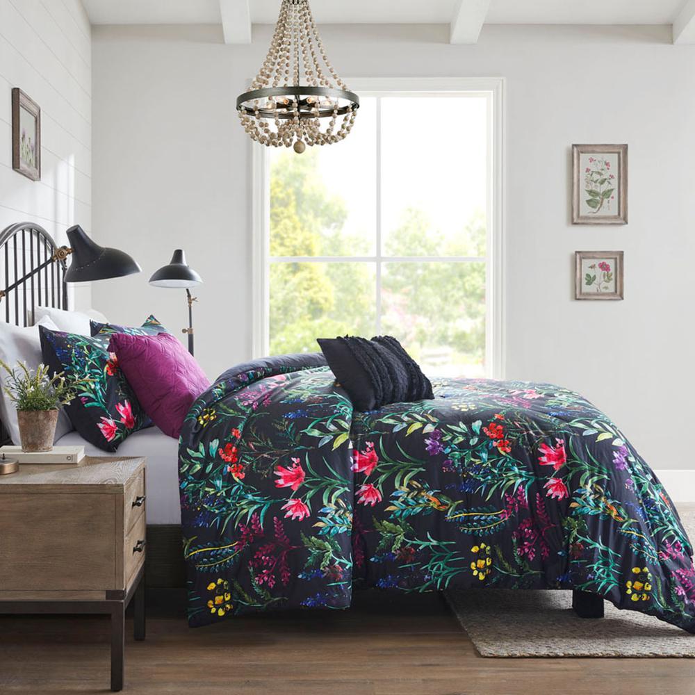 Tasha 5 Piece Comforter Set, Black color. Picture 4