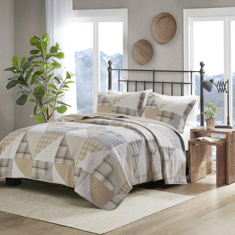 Olsen Olsen 3 Piece Oversized Cotton Quilt Set, Tan color. Picture 4