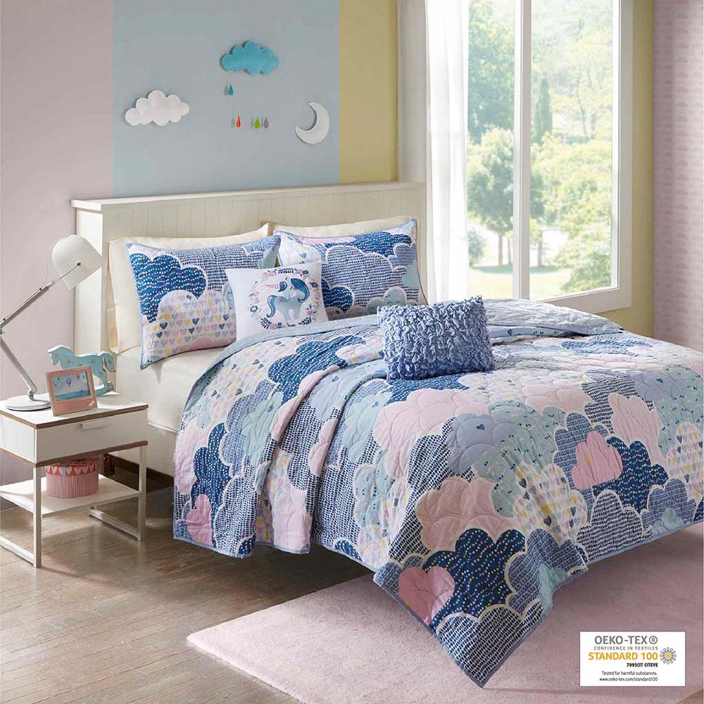 Reversible Cotton Quilt Set with Throw Pillows. Picture 4