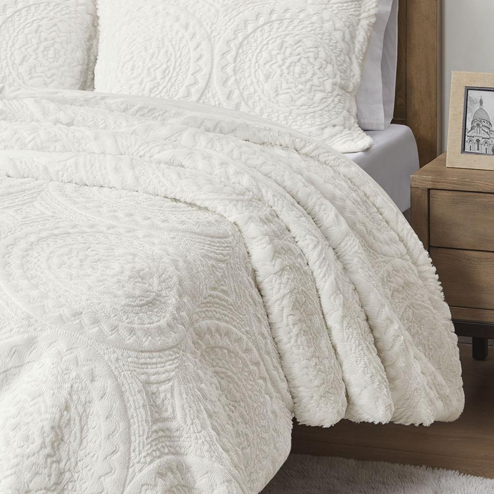 Embroidered Medallion Faux Fur Ultra Plush Comforter Mini Set. Picture 2