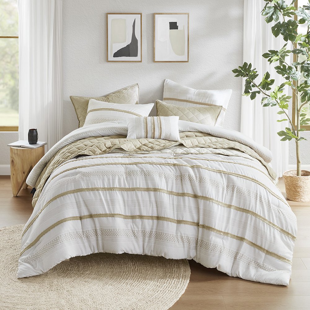 Carolina 7 Piece Stripe Comforter and Quilt Set, Taupe color. Picture 1