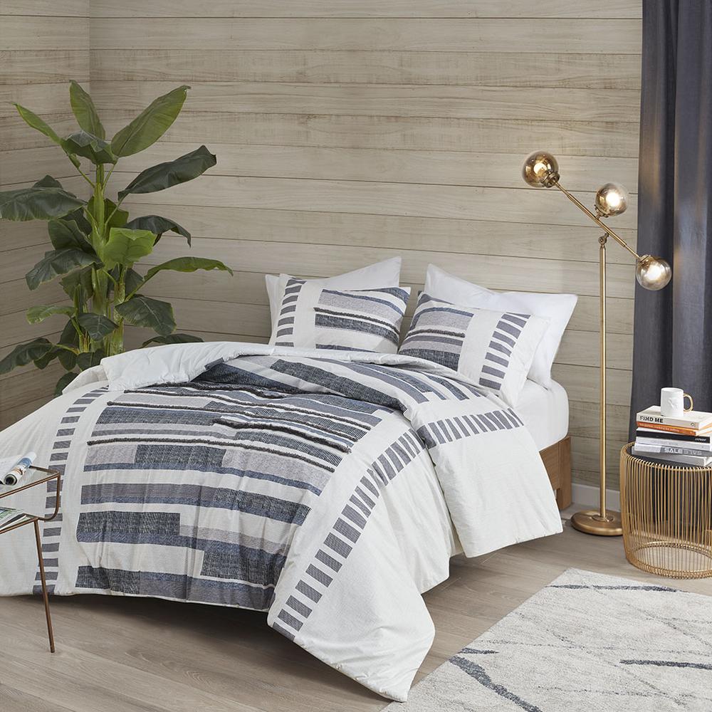 3 Piece Cotton Printed Comforter Set w/ trims. Picture 4