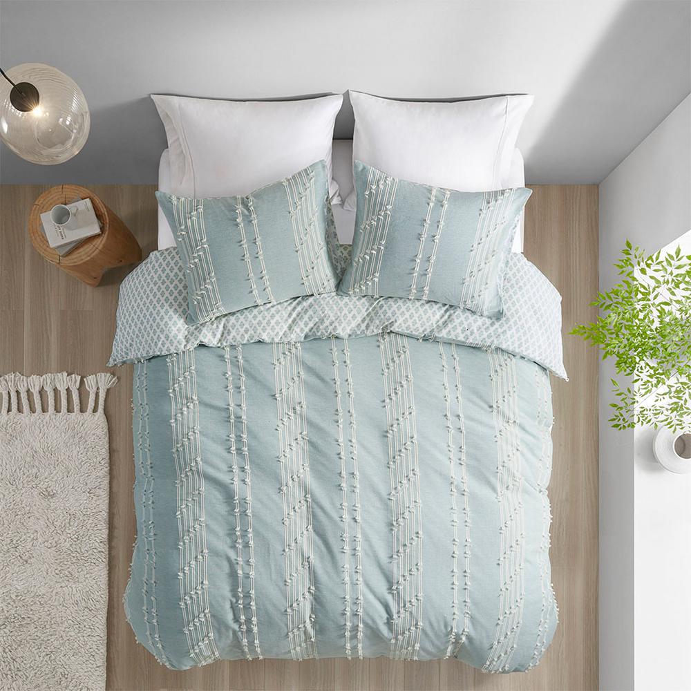 Kara 3 Piece Cotton Jacquard Duvet Cover Set, Aqua color. Picture 5
