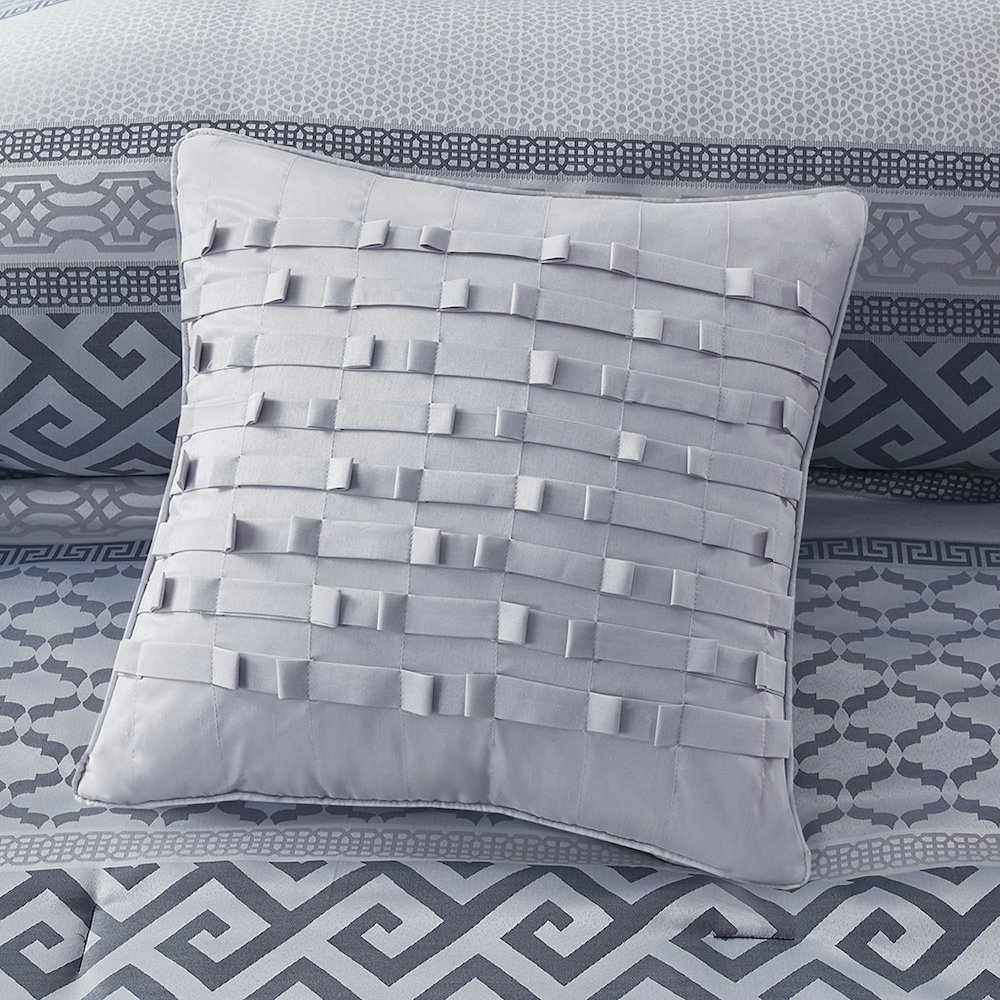 7 Piece Jacquard Comforter Set. Picture 3