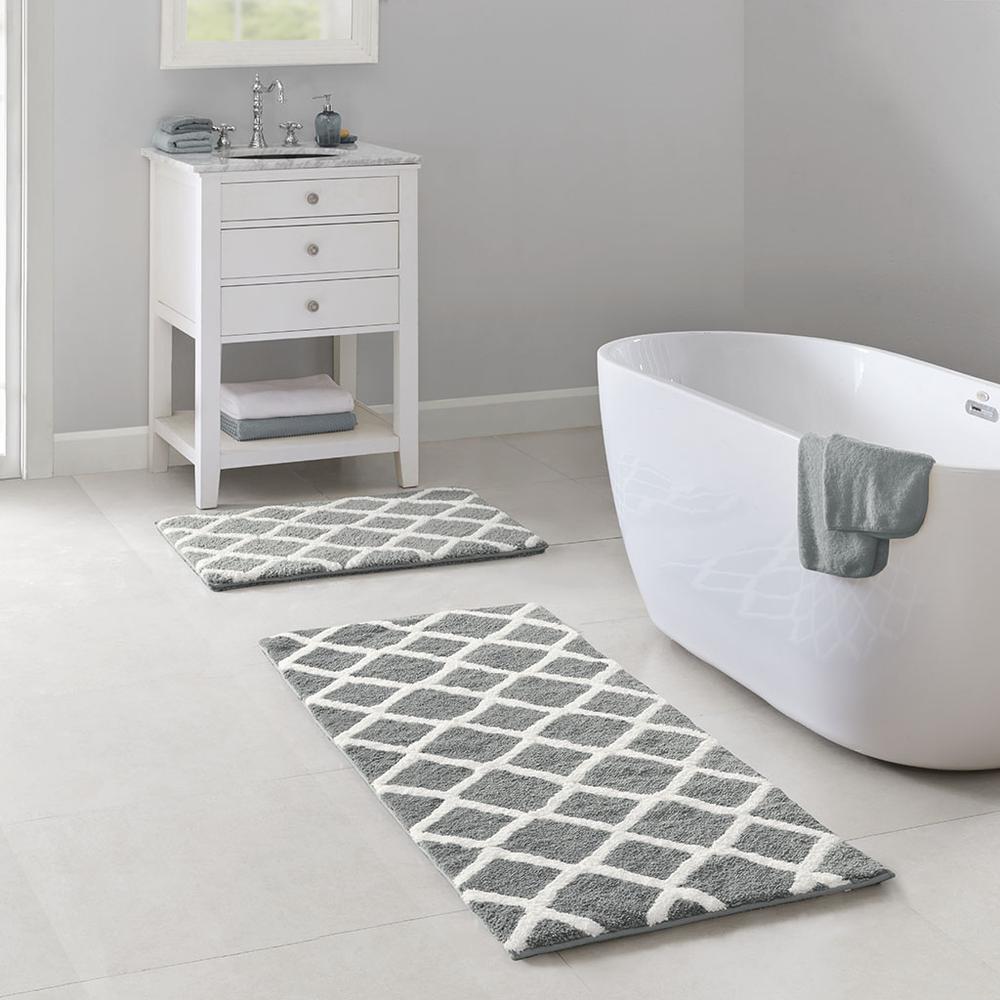 Reversible High Pile Tufted Microfiber Bath Rug. Picture 1