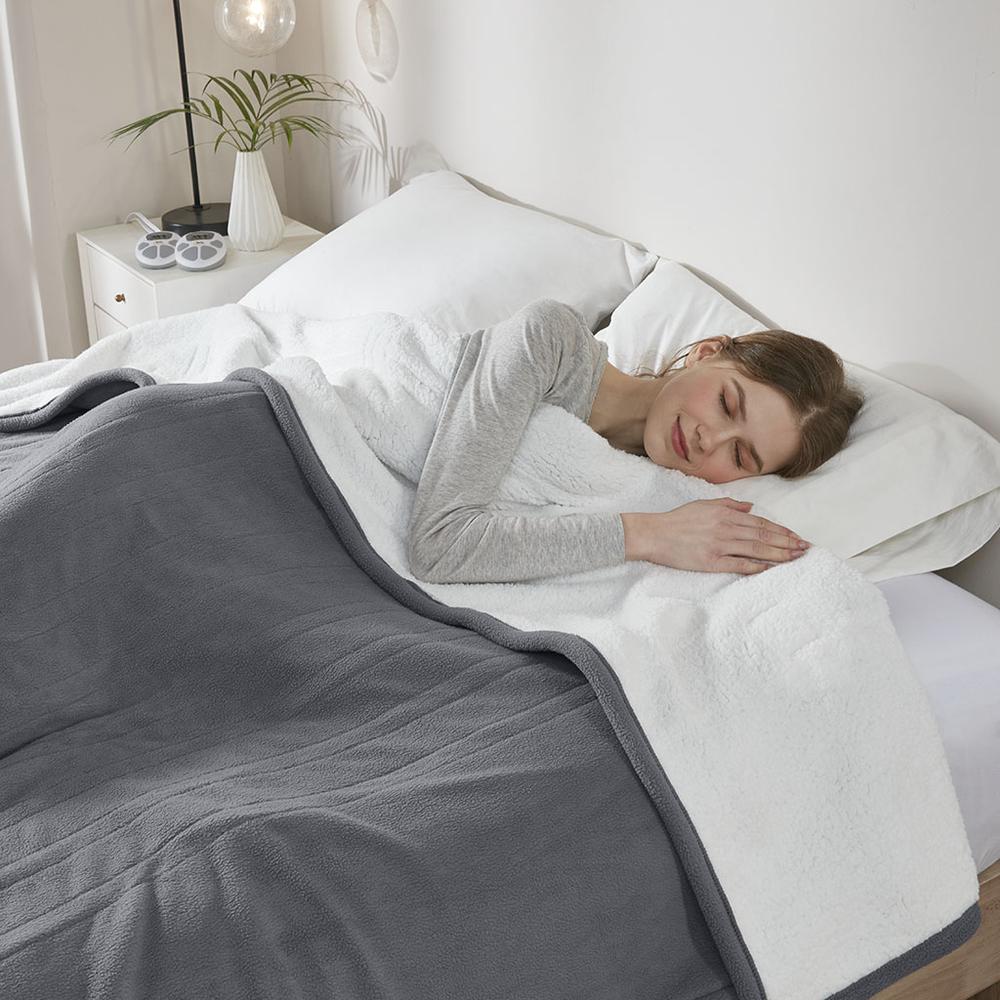 Heated Blanket. Picture 1