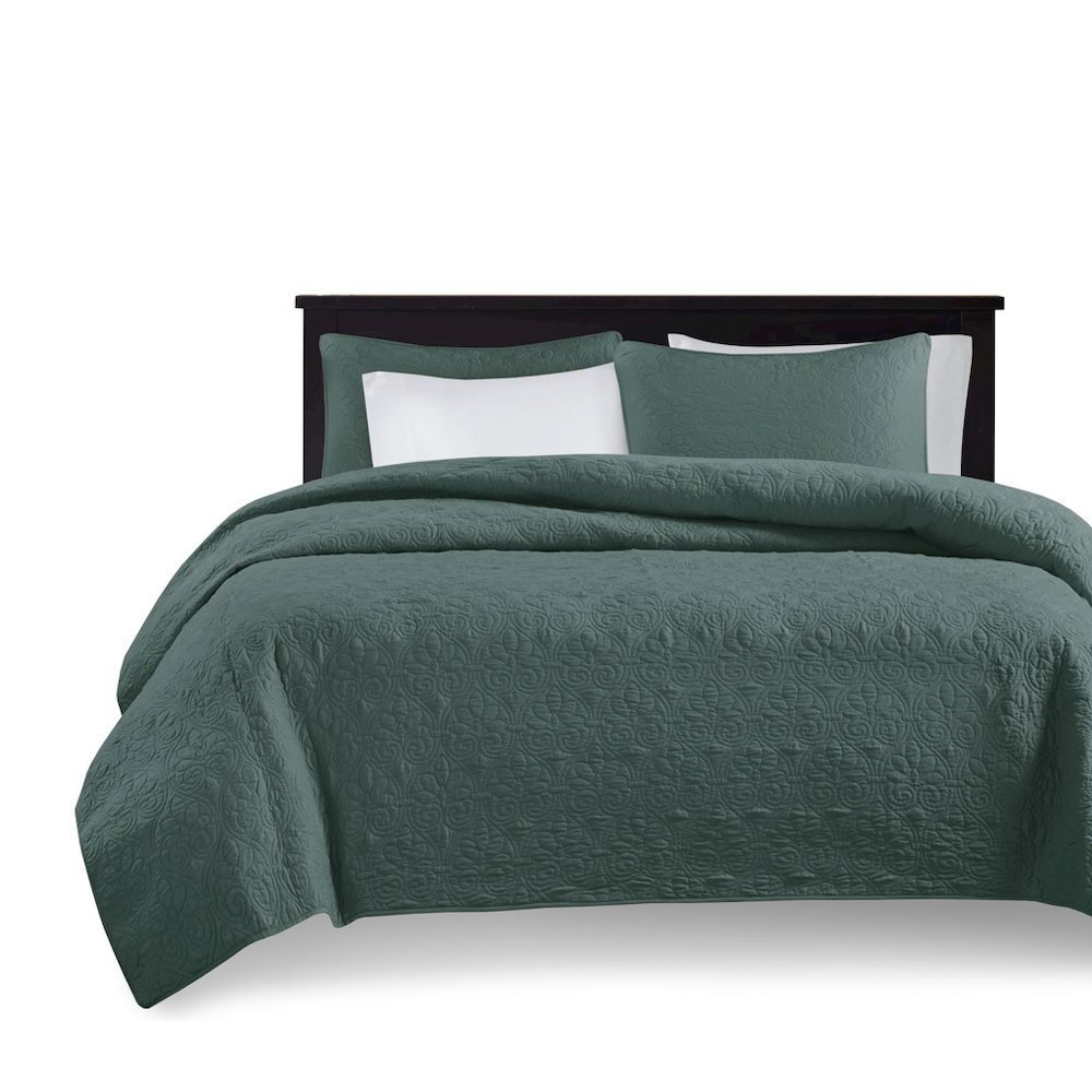 Quebec 3 Piece Reversible Quilt Set, Balsam Green color. Picture 4