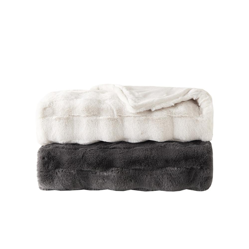 Faux Fur Throw. Picture 4