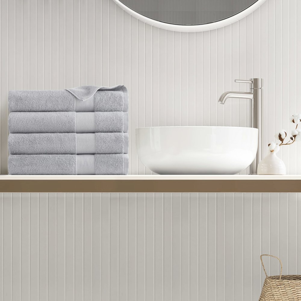 500GSM Plush Towel Set, Light Grey color. Picture 1