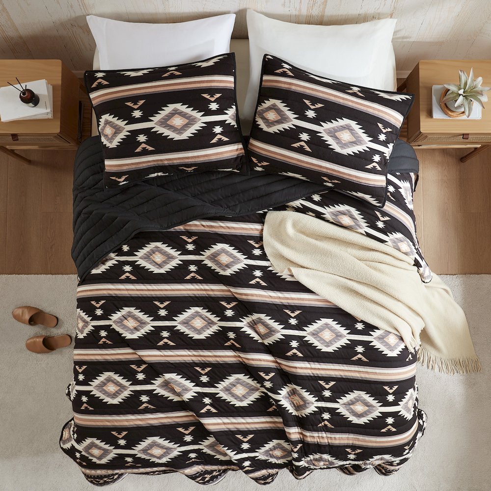 Taos Bedding Collection. Picture 5