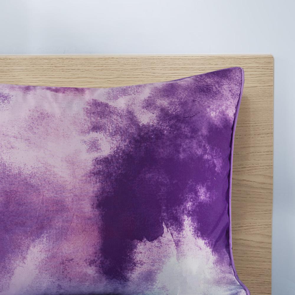 Watercolor Tie Dye Printed Comforter Set with Throw Pillow. Picture 2