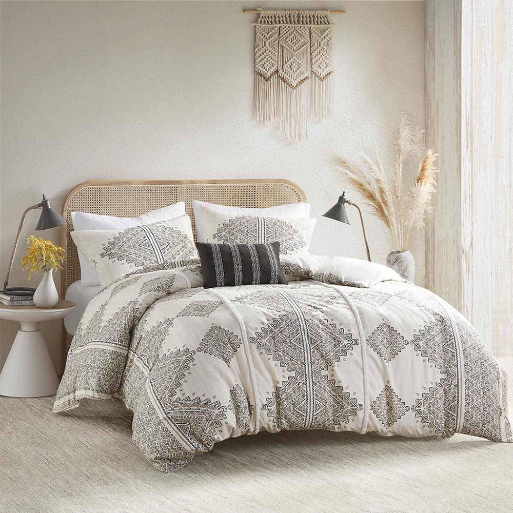 4 Piece Printed Duvet Cover Set with Throw Pillow. Picture 1