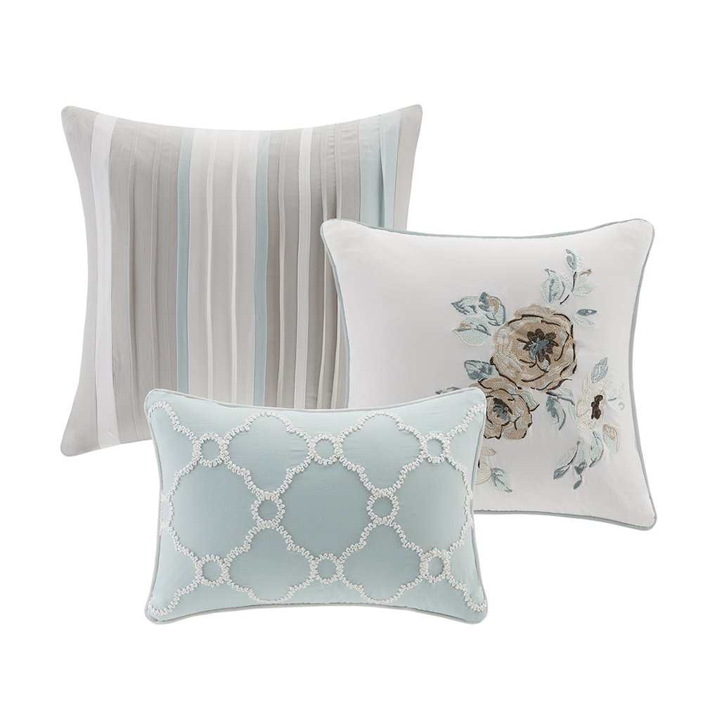 6 Piece Cotton Quilt Set with Throw Pillows. Picture 3